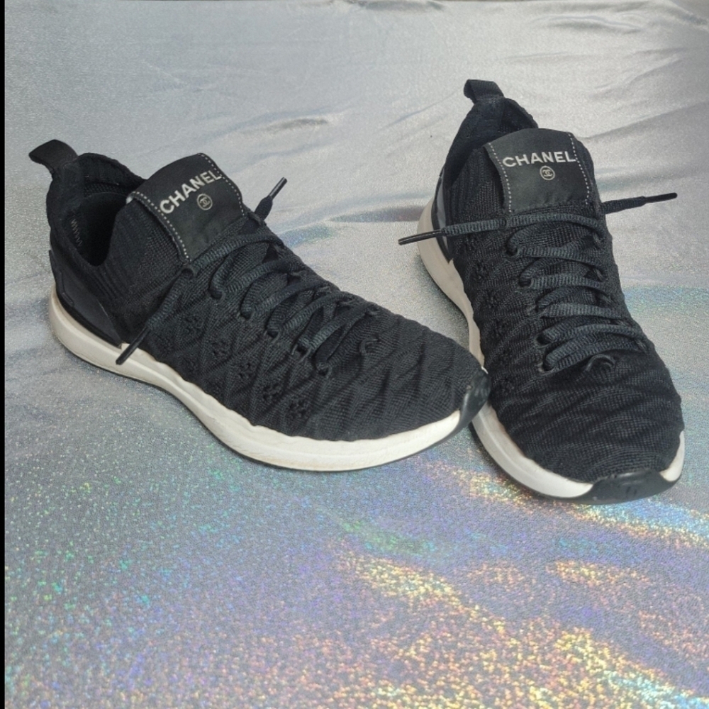 Chanel 20B Trainers Sneakers Black & White Sock Fit SZ: 35.5